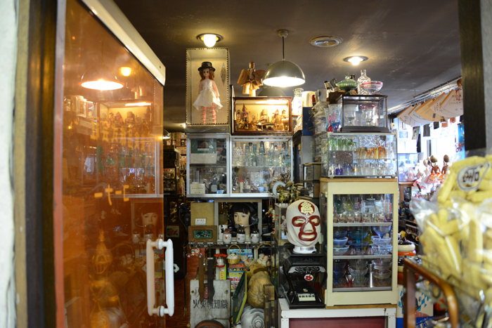 札幌の珍スポット!レトロスペース坂会館_e0171573_20164915.jpg