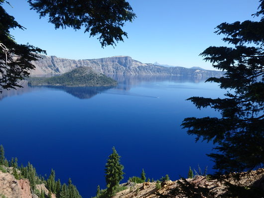 Crater Lake(カルデラ湖）_c0115366_1710980.jpg