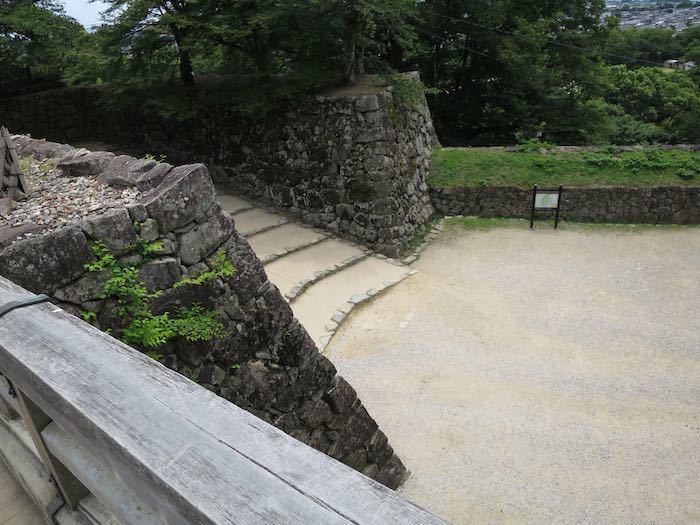 201506梅雨の一宮巡り　その4　琵琶湖と彦根城_b0339488_21520380.jpg