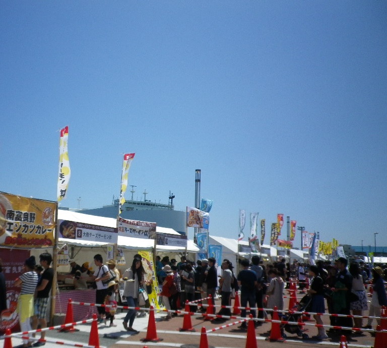 e0052716_1085382.jpg