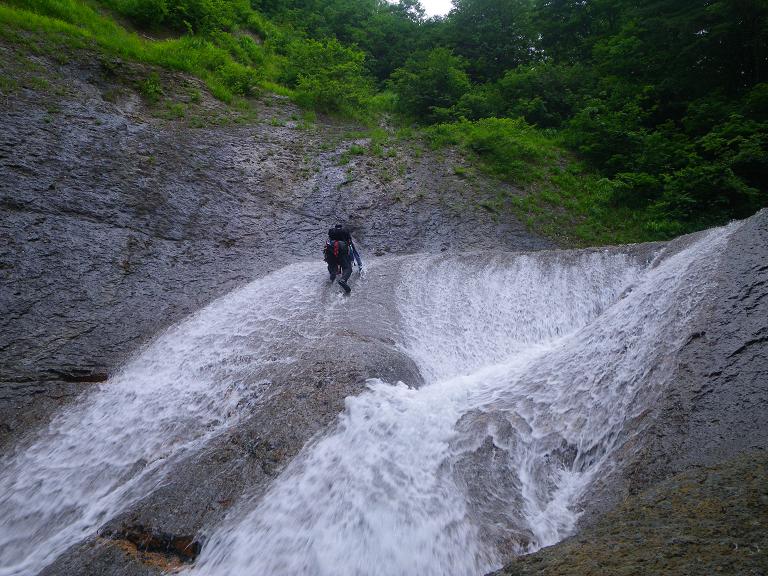 吾妻山大滝沢での沢登り教室 ～ ２０１５年７月５日_f0170180_2351461.jpg