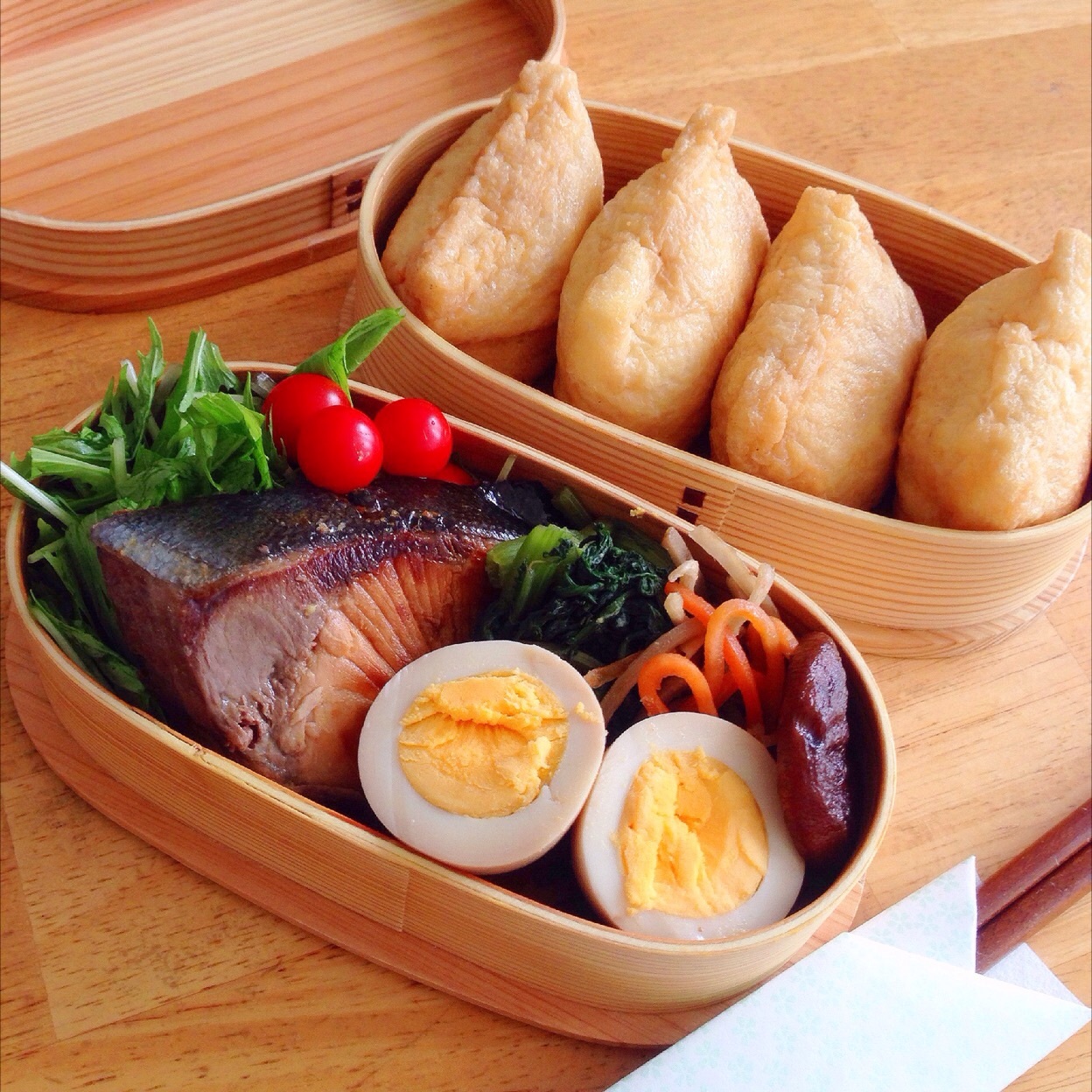 おいなりさんとぶりの照り焼き弁当 一口コンロで作るお弁当と好きな