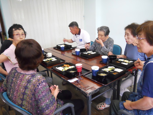 ぴよぴよ麻雀と優しいエアロビクス_c0113948_1451496.jpg