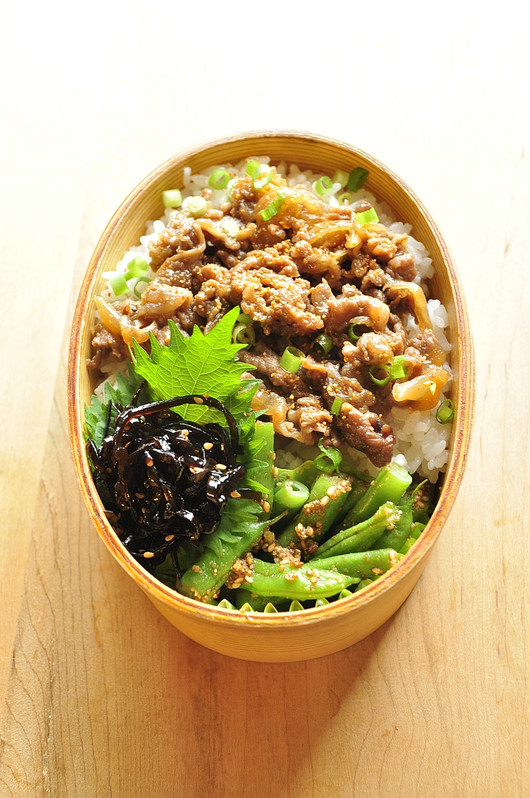 牛煮弁当 と あさチャン「チャン知り」出演_b0171098_10345662.jpg