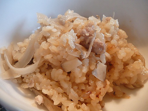 シンプルな炊き込みご飯_b0014003_20514078.jpg