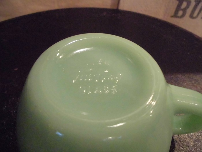 Fire　King　Jade-ite　Extra　Heavy　Cup_e0187362_1439244.jpg