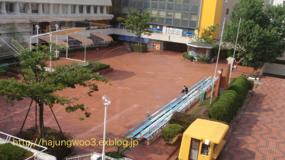 e0148490_2252103.png