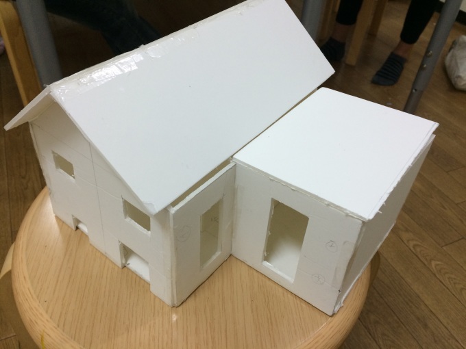小学生による建築模型完成作品 東西線浦安駅徒歩2分の絵画教室 Atelier創 アトリエ ソウ のブログ 小学生による建築模型完成作品 東西線浦安駅徒歩2分の絵画教室 Atelier創 アトリエ ソウ のブログ