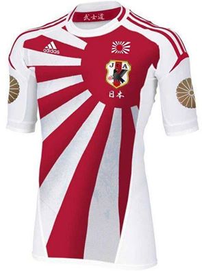 「日の丸」の力：サッカー日本代表も「赤白縦縞ストライプ」にしようヤ！_e0171614_2019975.jpg