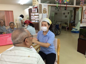 蘇我デイサービスでの実験的ハンド_a0191183_1963068.jpg