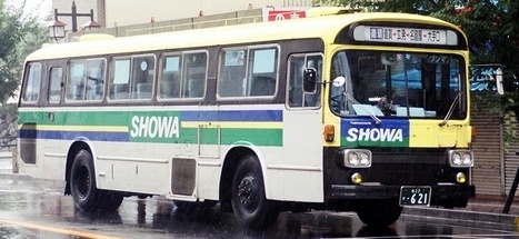 昭和自動車 三菱MP517M +呉羽_e0030537_02105673.jpg