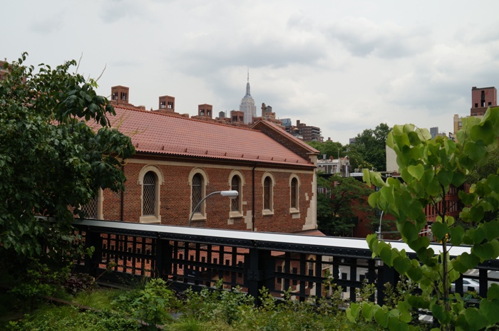 Yankee Clubhouse ～ ちょいThe High Line ～ David Zwirner ～ Michael Rosenfeld ～ Hauser & Wirth 。_c0022340_861497.jpg