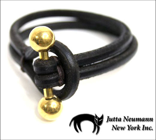 JUTTA NEUMANN / ユッタニューマン レザーウォレット -新入荷
