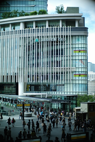 かわりゆく大阪駅あたり。。。2015年版_f0057849_17464734.jpg