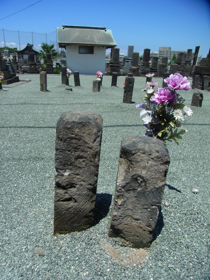 明治日本の産業革命遺産の世界遺産登録と囚人墓地_d0116009_1127595.jpg
