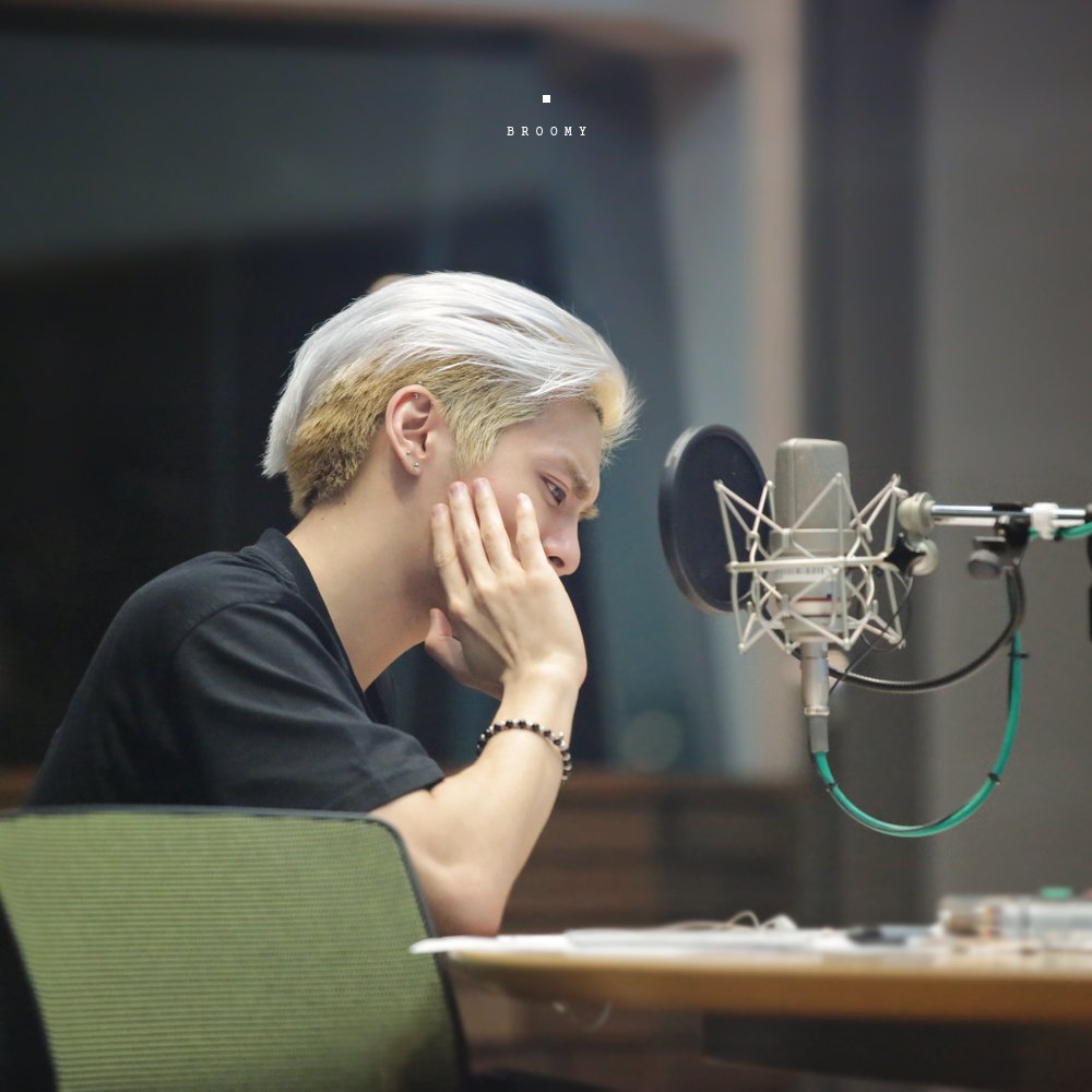 Jonghyun \' MBC Blue Night Radio ④ \' // 150710_e0080563_231536100.jpg