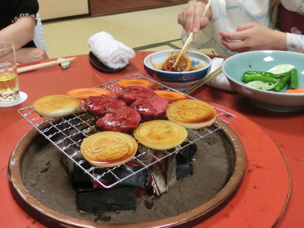 和田金で夕食：一生に一度の贅沢！！_e0131399_0201717.jpg