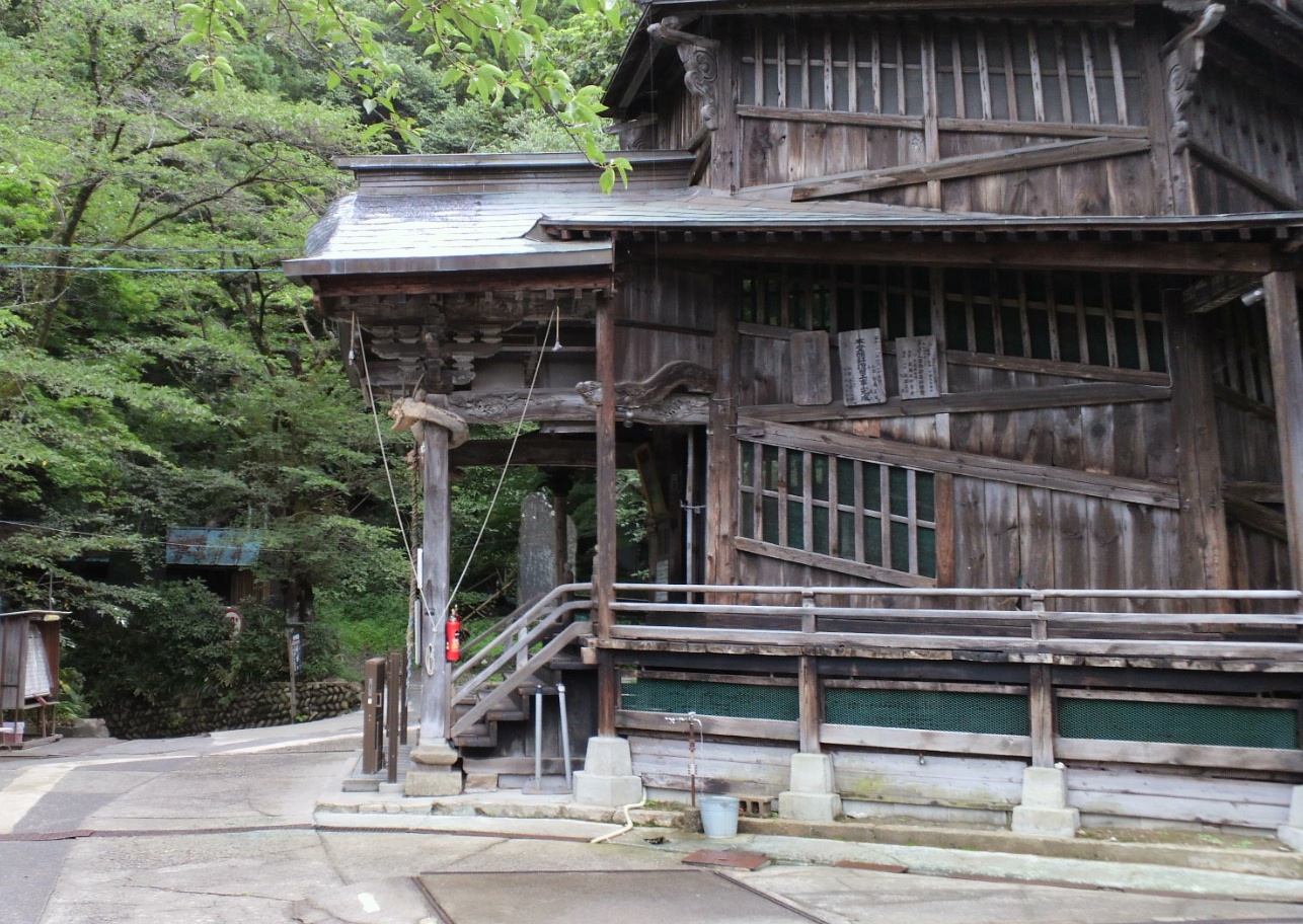福島県 会津若松 円通三匝堂(えんつうさんそうどう)_c0157866_19143517.jpg