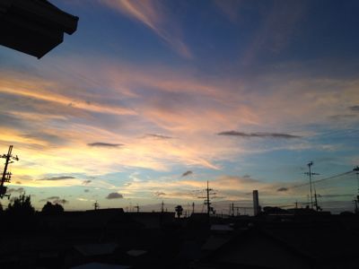 大きな虹と綺麗な夕焼け_e0136066_0312078.jpg