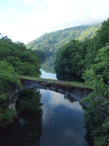 今度は水のないタウシュベツへ･････北海道５_b0331802_22423646.jpg