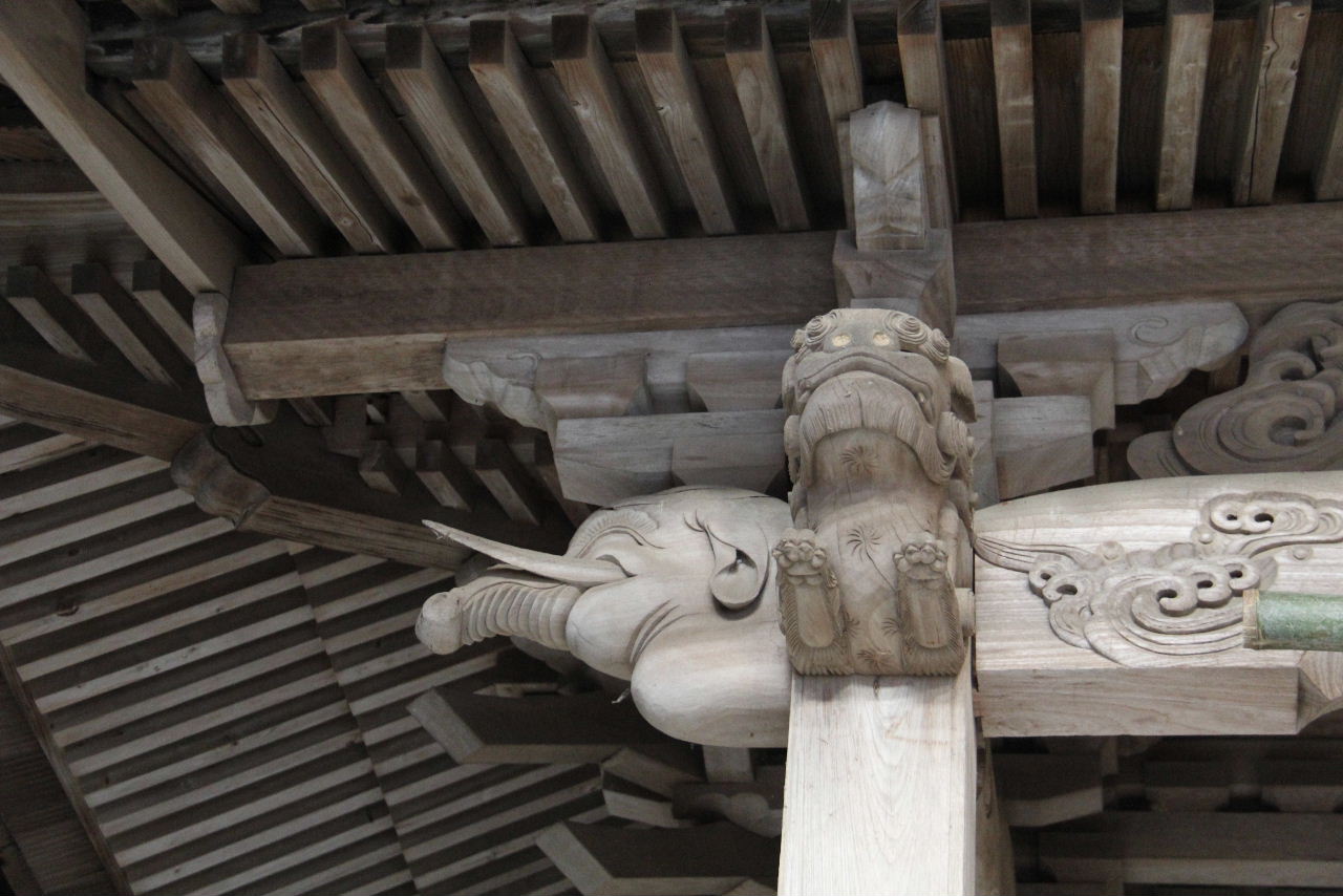 【川上六所神社】　　明治期に元寳満宮に近隣の五社を合祀_c0011649_3415751.jpg