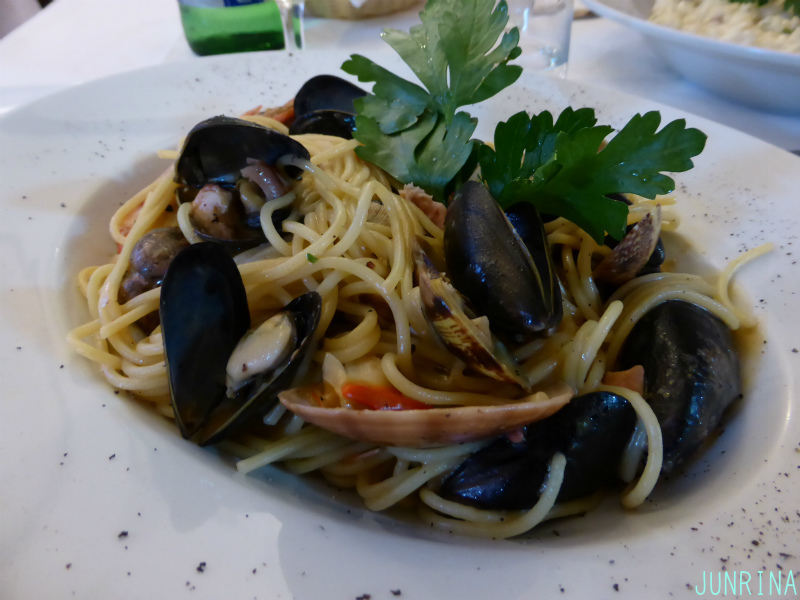 d0110562_21093830.jpg