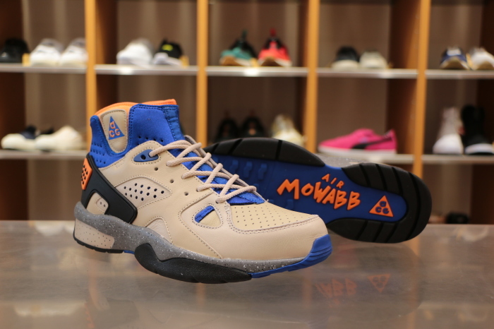 nike mowabb 2001