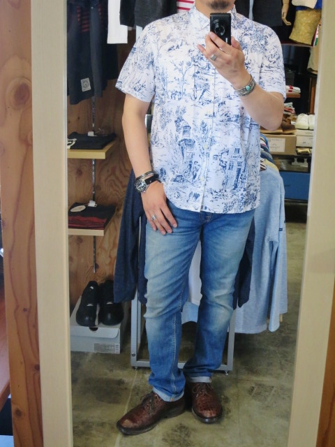 Universal Works ・・・ 粋な大人の総柄 SHIRTS!★!_d0152280_19133011.jpg