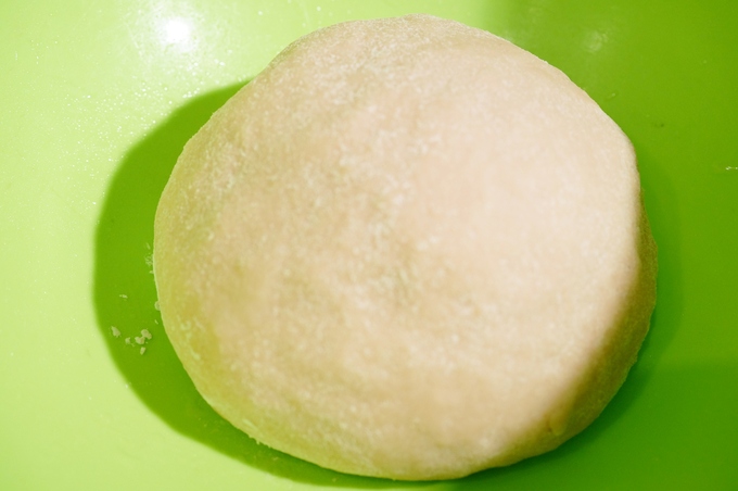 【ふわふわ苺ミルク食パン粉で　餡パン２種＆山食パン】最近手捏ねでやってます♪_b0033423_19365428.jpg