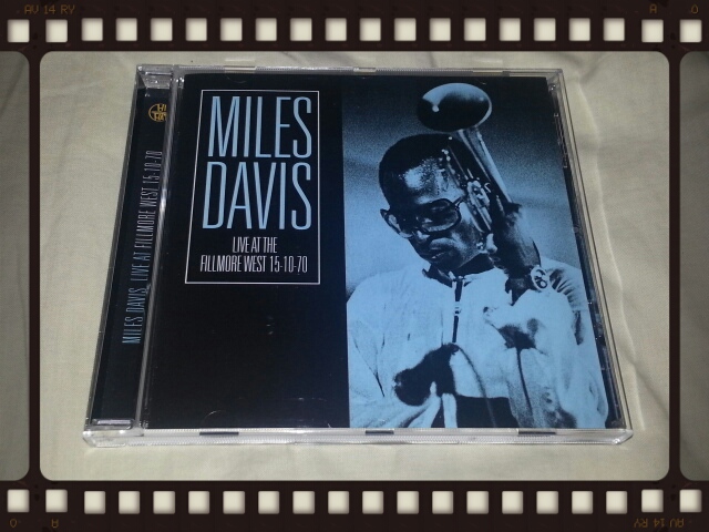 MILES DAVISI / LIVE AT THE FILLMORE WEST 15-10-70_b0042308_863885.jpg