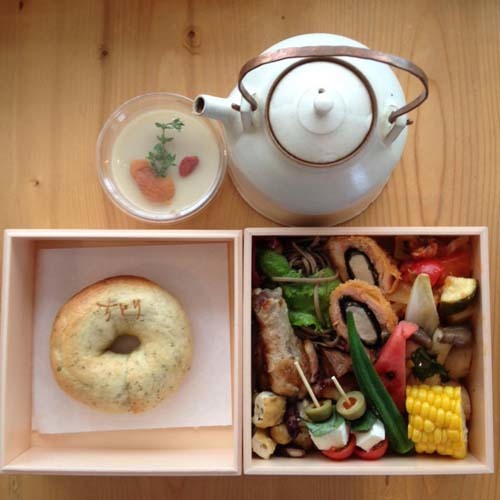 ハーブのリースWSのお弁当(セレクトショップDress Bardさんへ)_a0251920_11221714.jpg