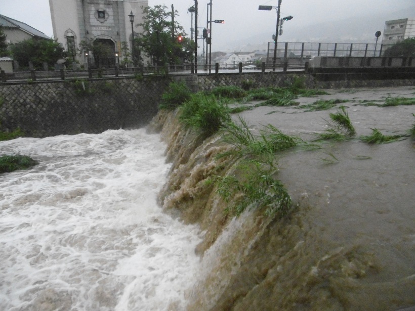 雨台風_f0205367_19080463.jpg