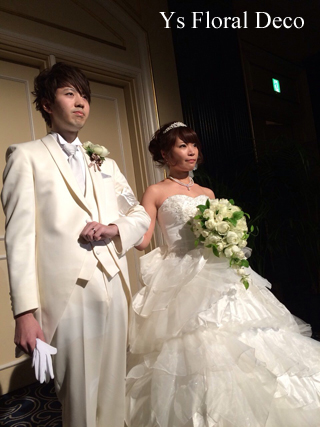 カップ咲のバラのブーケ ウェスティンホテル東京さんへ_b0113510_847967.jpg