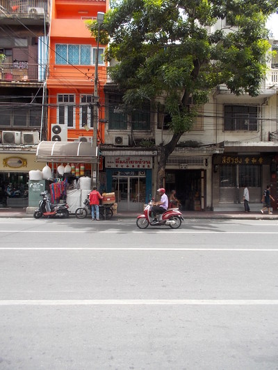 b0279847_12101179.jpg