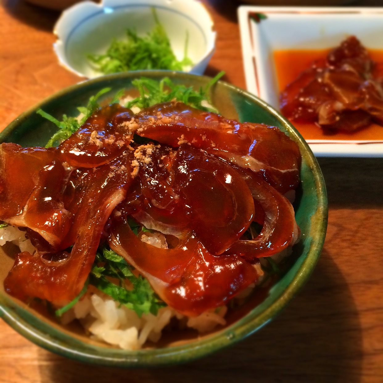 「刺身の漬け丼」_e0345163_13224272.jpg