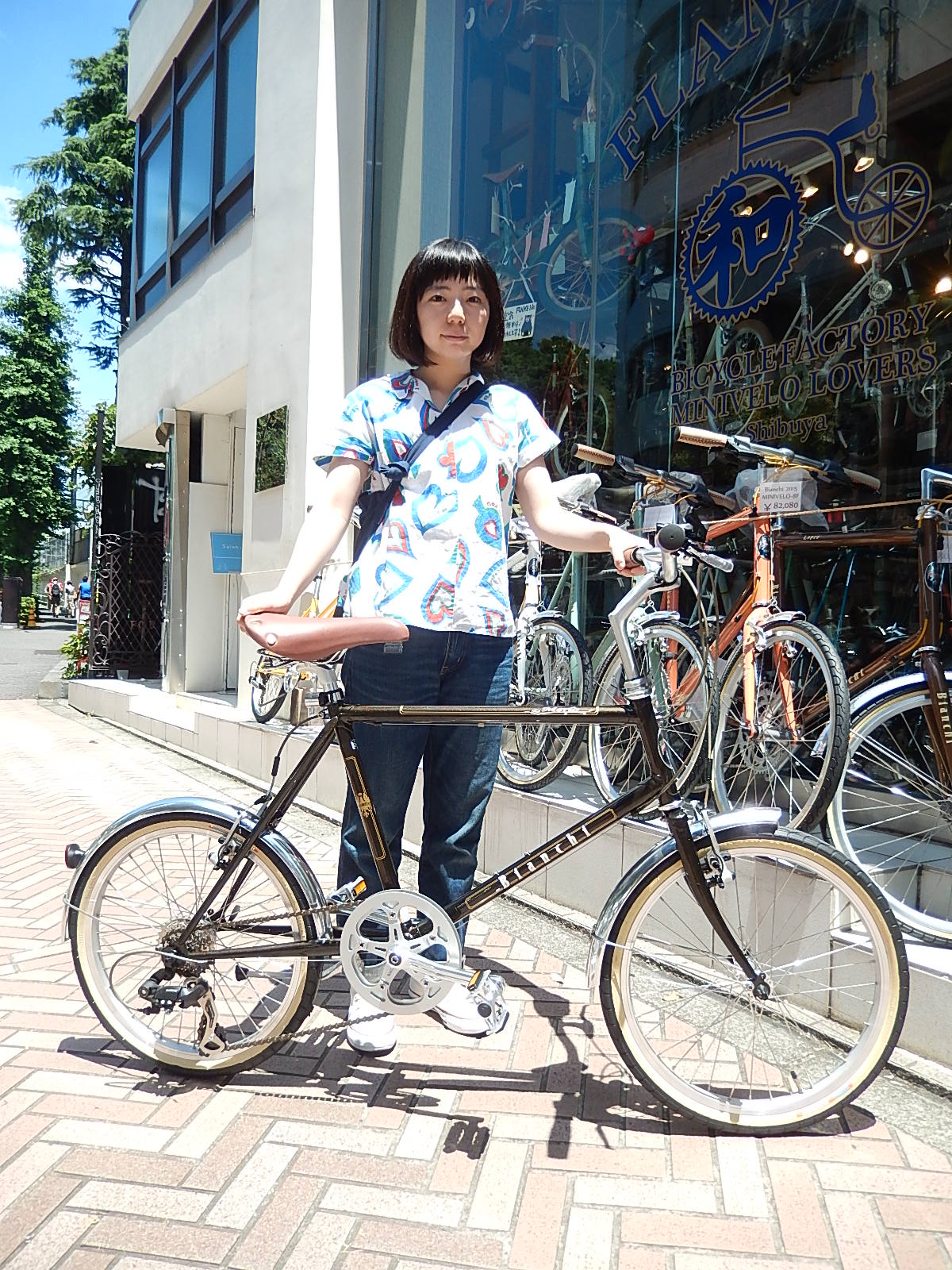 7月19日　渋谷　原宿　の自転車屋　FLAME bike前です_e0188759_16201930.jpg