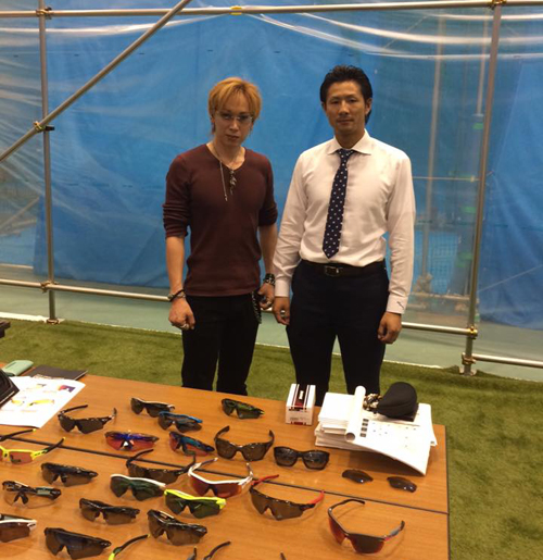 OAKLEYメガネフレームCROSSLINK PITCH(クロスリンク ピッチ)交換用テンプルキット発売開始!_c0003493_1515780.jpg