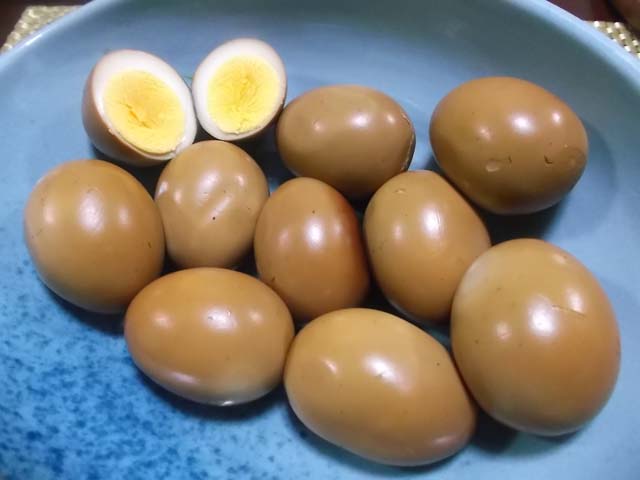 卵の燻製_f0019498_14444398.jpg