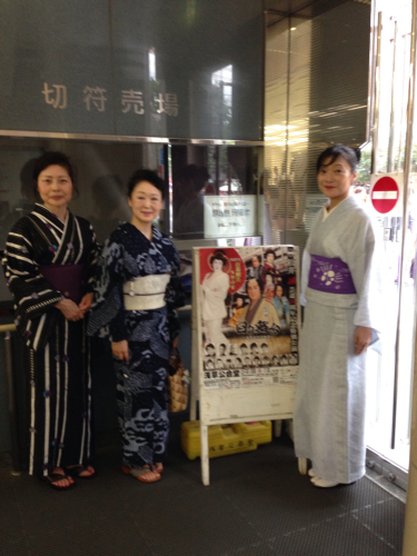浅草公会堂に(o^^o)_f0140343_08325154.jpg