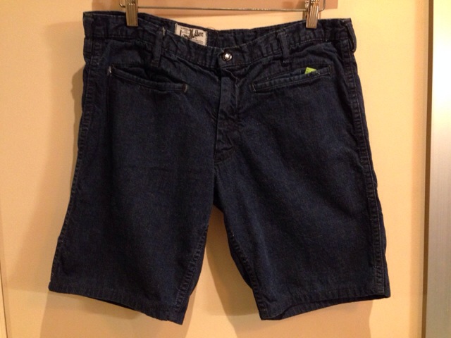 特有の質感を持つパンツ!!(大阪アメ村店)_c0078587_2094022.jpg