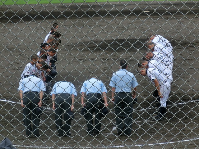 富士市立高校野球部 「残念!」早すぎる敗退_f0141310_6541466.jpg