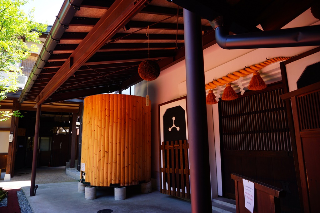 sake brewery（岐阜県高山市　古い町並み・造り酒屋など）_e0223456_1157277.jpg