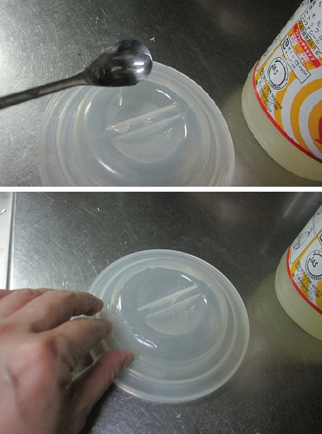 ケーキ作りの道具を洗う_b0019674_22214653.jpg