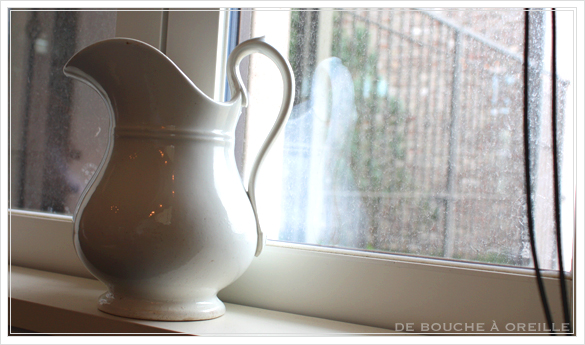 pichet ancien クレイユ・エ・モントローのピシェ_d0184921_13535939.jpg