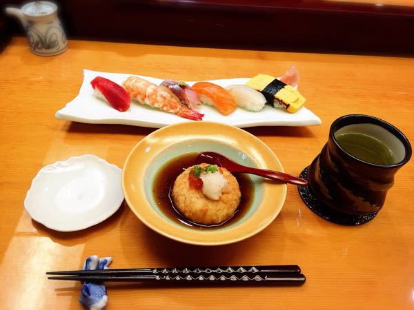 天鮨 (あまずし)_e0292546_0262560.jpg