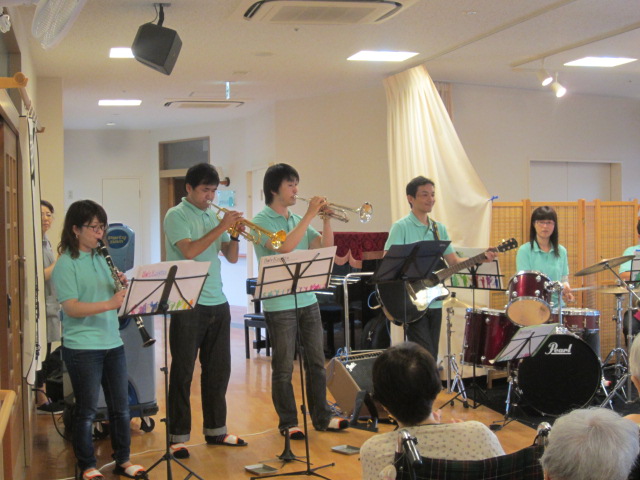 ホーリーナイツ演奏会_e0191174_22152148.jpg