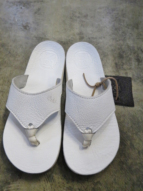 まさに今ですネ。。。THE SANDAL MAN (当店別注色)!★!_d0152280_2256179.jpg