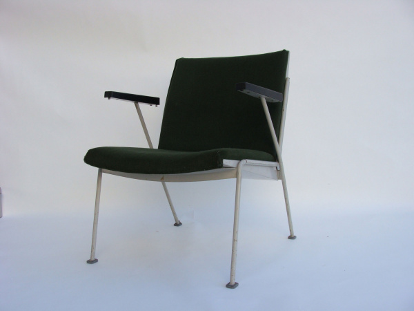 \"Wim Rietveld Oase Chair\"ってこんなこと。_c0140560_12474785.jpg