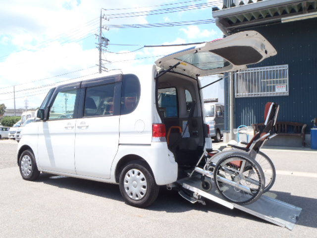 ★ご成約★H22 タント スローパー 福祉車両♪♪(●・ω・)_c0213517_10422935.jpg