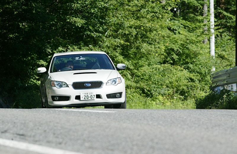 スバルWRX「S4」の大変化を分析_f0076731_12023502.jpg
